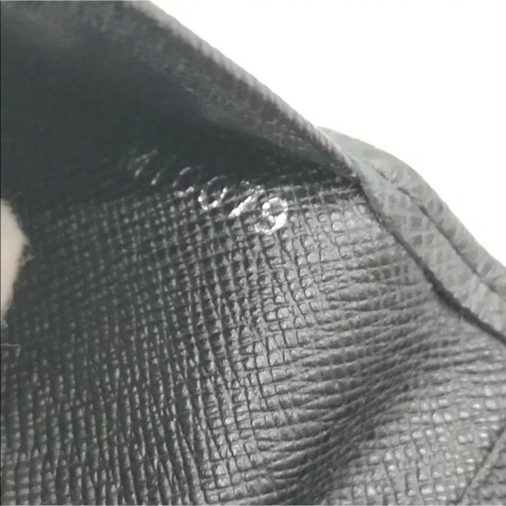 Louis Vuitton Porte-Valeurs Cartes Credit
